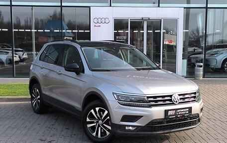 Volkswagen Tiguan II, 2020 год, 2 490 000 рублей, 3 фотография