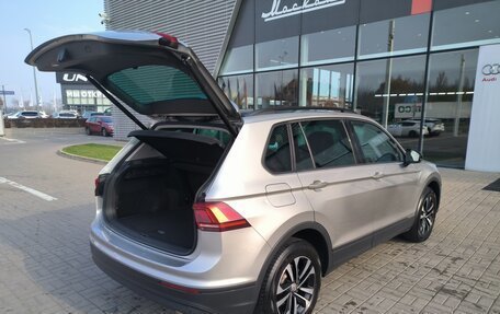 Volkswagen Tiguan II, 2020 год, 2 490 000 рублей, 14 фотография