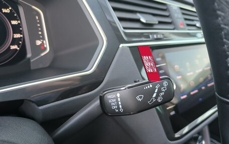 Volkswagen Tiguan II, 2020 год, 2 490 000 рублей, 26 фотография