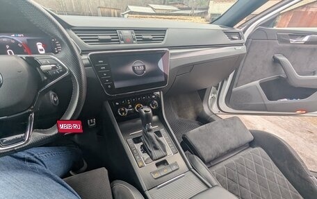 Skoda Superb III рестайлинг, 2022 год, 3 700 000 рублей, 6 фотография