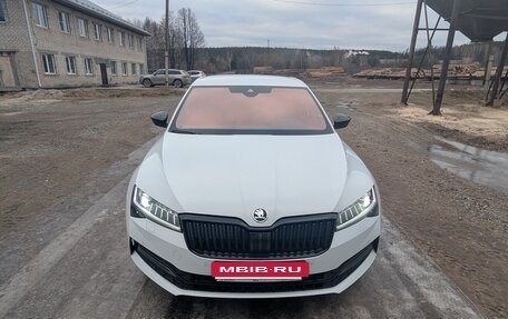 Skoda Superb III рестайлинг, 2022 год, 3 700 000 рублей, 11 фотография