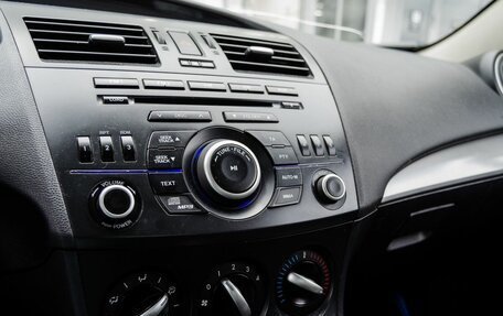 Mazda 3, 2011 год, 900 000 рублей, 17 фотография