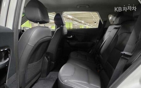 KIA Niro I, 2022 год, 1 644 400 рублей, 12 фотография