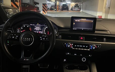 Audi A4, 2018 год, 3 100 000 рублей, 8 фотография