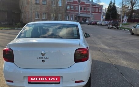 Renault Logan II, 2017 год, 640 000 рублей, 4 фотография