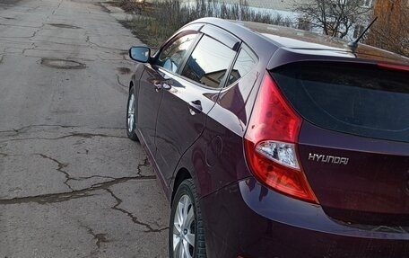 Hyundai Solaris II рестайлинг, 2011 год, 760 000 рублей, 3 фотография