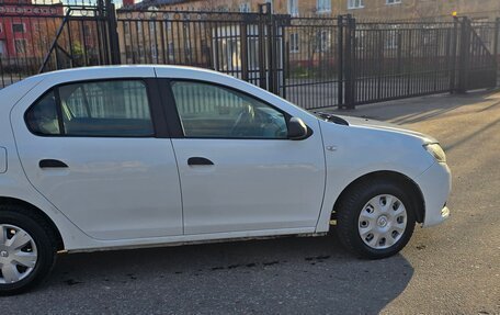 Renault Logan II, 2017 год, 640 000 рублей, 18 фотография