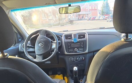 Renault Logan II, 2017 год, 640 000 рублей, 16 фотография