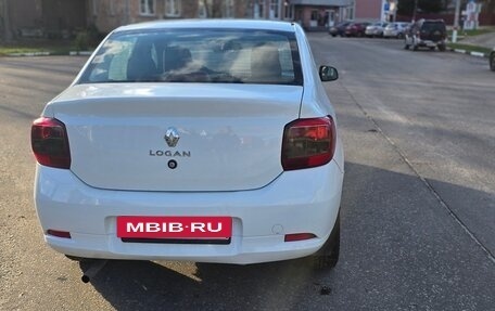 Renault Logan II, 2017 год, 640 000 рублей, 15 фотография