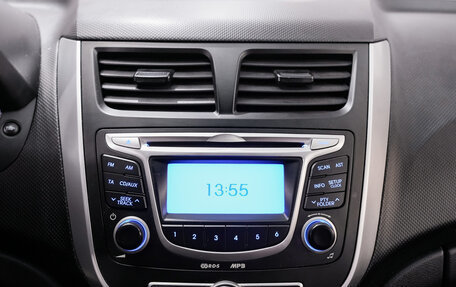 Hyundai Solaris II рестайлинг, 2011 год, 699 000 рублей, 18 фотография