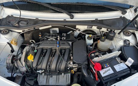 Renault Duster I рестайлинг, 2014 год, 900 000 рублей, 11 фотография