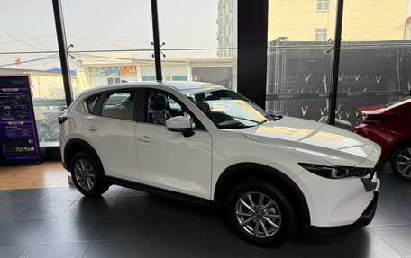 Mazda CX-5 II, 2025 год, 2 349 000 рублей, 10 фотография