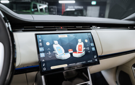 Land Rover Range Rover IV рестайлинг, 2025 год, 28 900 000 рублей, 38 фотография