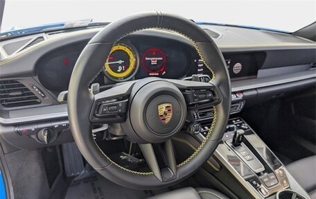 Porsche 911, 2023 год, 17 781 288 рублей, 16 фотография