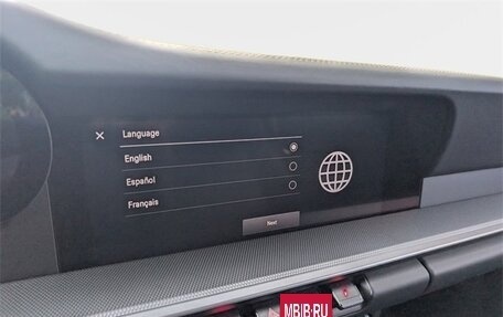 Porsche 911, 2023 год, 17 781 288 рублей, 22 фотография