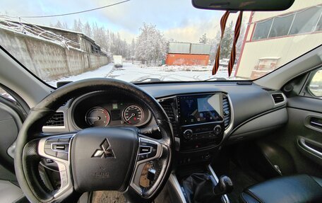 Mitsubishi L200 IV рестайлинг, 2018 год, 2 200 000 рублей, 8 фотография