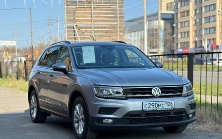 Volkswagen Tiguan II, 2019 год, 2 350 000 рублей, 1 фотография