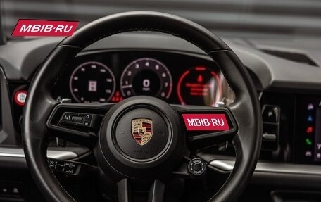 Porsche Cayenne III, 2023 год, 14 673 000 рублей, 15 фотография