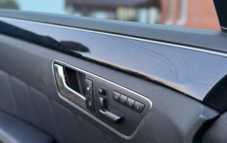 Mercedes-Benz E-Класс, 2011 год, 1 800 000 рублей, 15 фотография