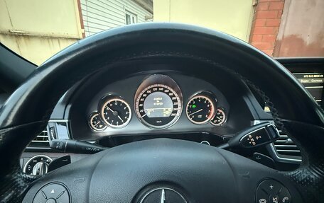 Mercedes-Benz E-Класс, 2011 год, 1 800 000 рублей, 18 фотография