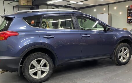 Toyota RAV4, 2013 год, 2 050 000 рублей, 4 фотография