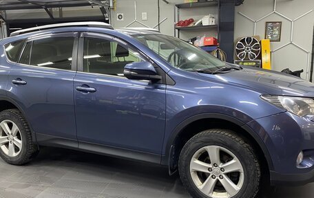 Toyota RAV4, 2013 год, 2 050 000 рублей, 3 фотография