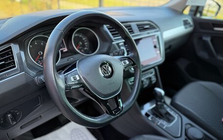 Volkswagen Tiguan II, 2019 год, 2 350 000 рублей, 11 фотография
