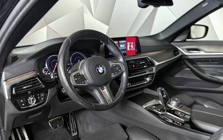 BMW 5 серия, 2018 год, 4 500 000 рублей, 12 фотография