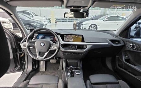 BMW 1 серия, 2021 год, 2 142 000 рублей, 14 фотография