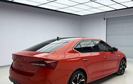 Skoda Octavia IV, 2021 год, 2 312 000 рублей, 2 фотография