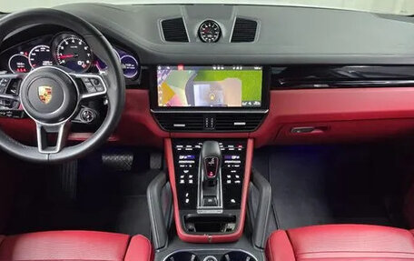 Porsche Cayenne III, 2021 год, 10 800 121 рублей, 2 фотография