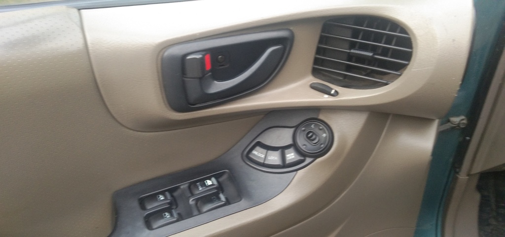 Hyundai Santa Fe Classic, 2001 год, 450 000 рублей, 37 фотография