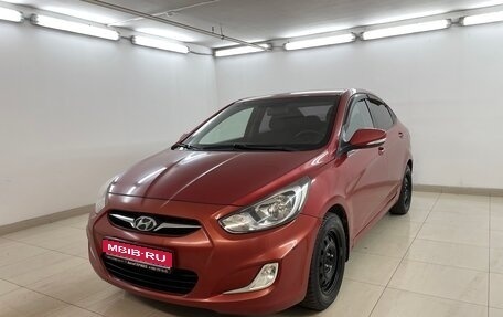 Hyundai Solaris II рестайлинг, 2011 год, 625 000 рублей, 1 фотография