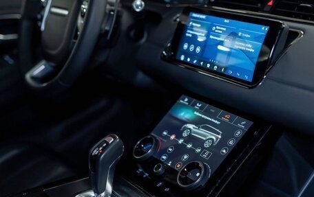 Land Rover Range Rover Evoque II, 2019 год, 3 650 000 рублей, 15 фотография