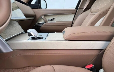 Land Rover Range Rover IV рестайлинг, 2025 год, 29 500 000 рублей, 16 фотография