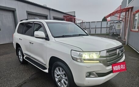 Toyota Land Cruiser 200, 2016 год, 4 300 000 рублей, 2 фотография