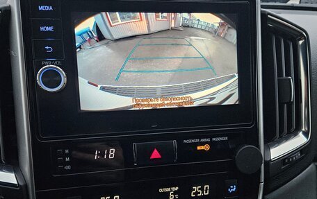 Toyota Land Cruiser 200, 2016 год, 4 300 000 рублей, 17 фотография