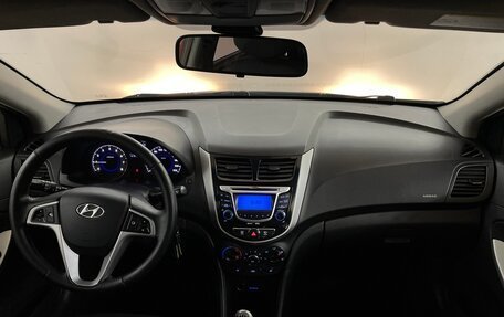 Hyundai Solaris II рестайлинг, 2011 год, 625 000 рублей, 5 фотография