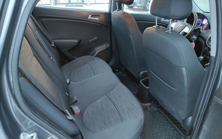 Hyundai Solaris II рестайлинг, 2015 год, 950 000 рублей, 8 фотография