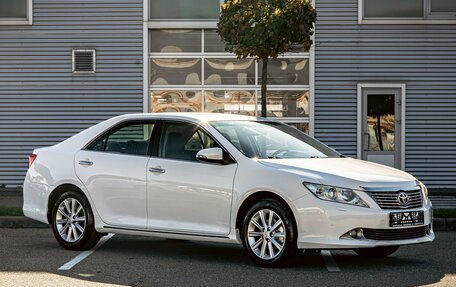 Toyota Camry, 2014 год, 1 695 000 рублей, 3 фотография