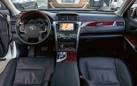 Toyota Camry, 2014 год, 1 695 000 рублей, 16 фотография