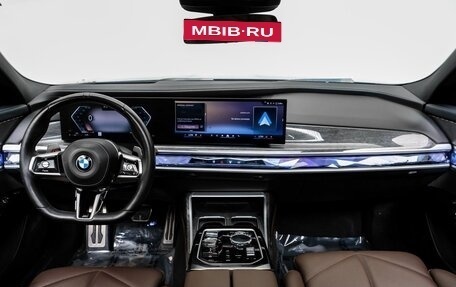 BMW 7 серия, 2023 год, 11 644 031 рублей, 15 фотография