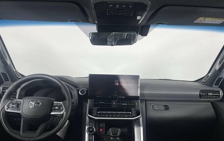Toyota Land Cruiser, 2025 год, 15 300 000 рублей, 13 фотография