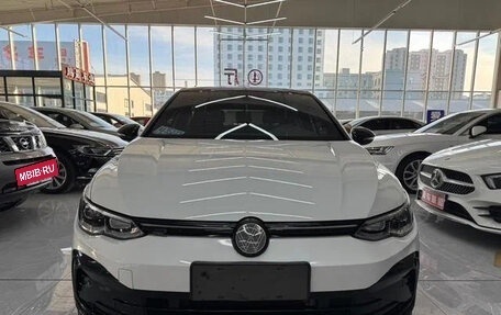 Volkswagen Golf VIII, 2022 год, 1 430 000 рублей, 2 фотография