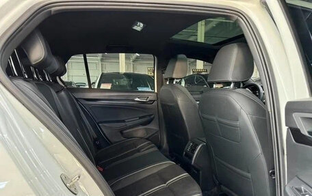 Volkswagen Golf VIII, 2022 год, 1 430 000 рублей, 11 фотография