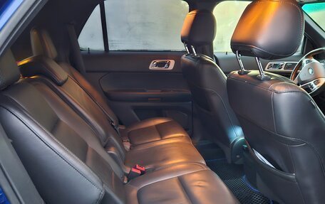 Ford Explorer VI, 2014 год, 2 100 000 рублей, 6 фотография