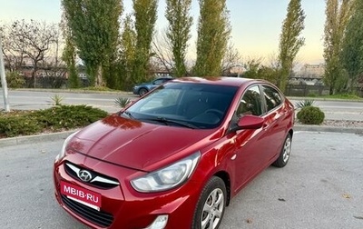 Hyundai Solaris II рестайлинг, 2011 год, 700 000 рублей, 1 фотография