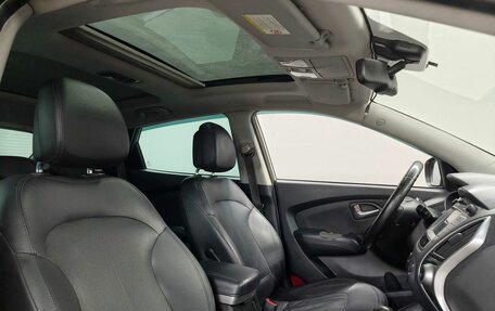 Hyundai ix35 I рестайлинг, 2011 год, 1 100 000 рублей, 12 фотография