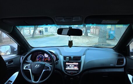 Hyundai Solaris II рестайлинг, 2016 год, 520 000 рублей, 5 фотография