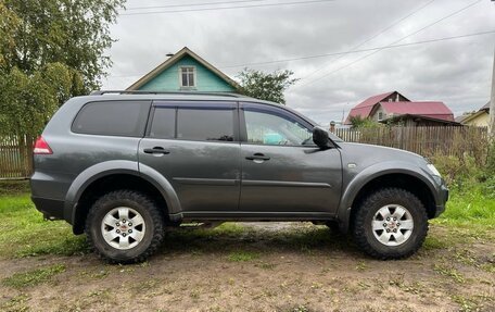 Mitsubishi Pajero Sport II рестайлинг, 2015 год, 2 100 000 рублей, 7 фотография